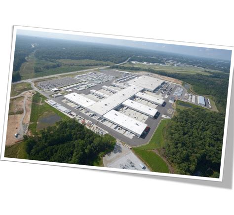 Building Highlights 227,600 SF 6,000 SF Office (main office and 2 shipping offices) 65 Docks Cross dock - 255&x27; deep. . Warehouse jobs on fulton industrial blvd